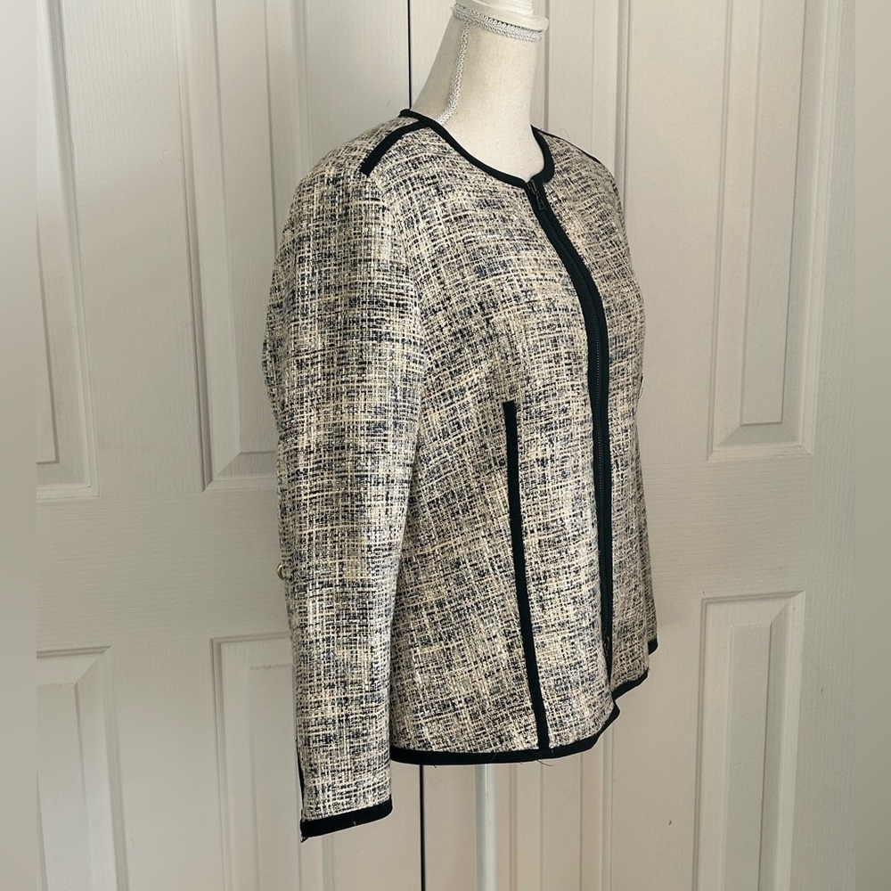 NWOT ANNE KLEIN Women Tweed Blazer, Cream, Black, Blue, Size 12 - Picture 3 of 8